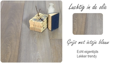 Grijze olie op houten vloer na het schuren in Zoetermeer
